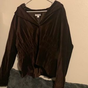 Worn, slight stringing, no tears